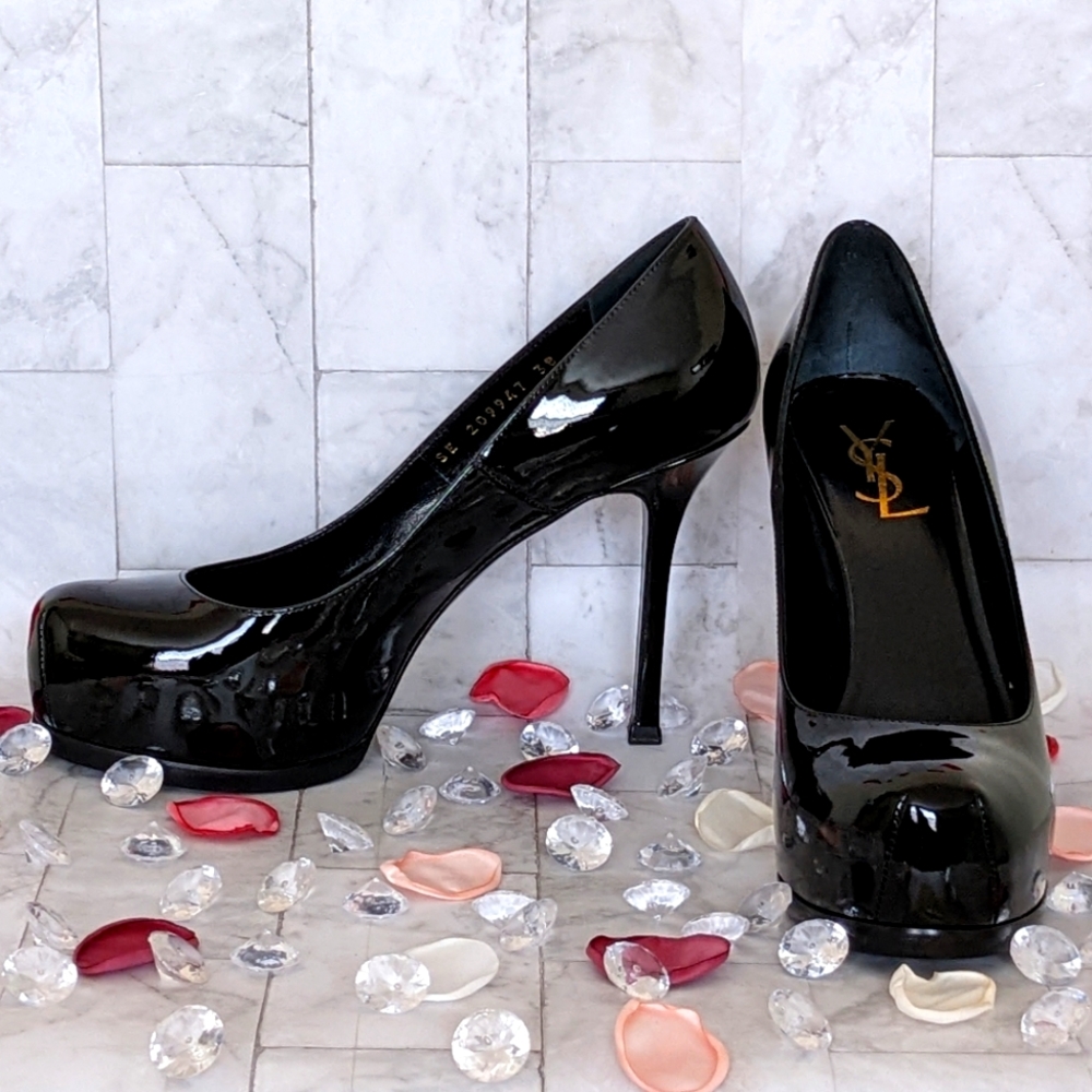 CLASSIC & CLASSY Yves Saint Laurent 🔥